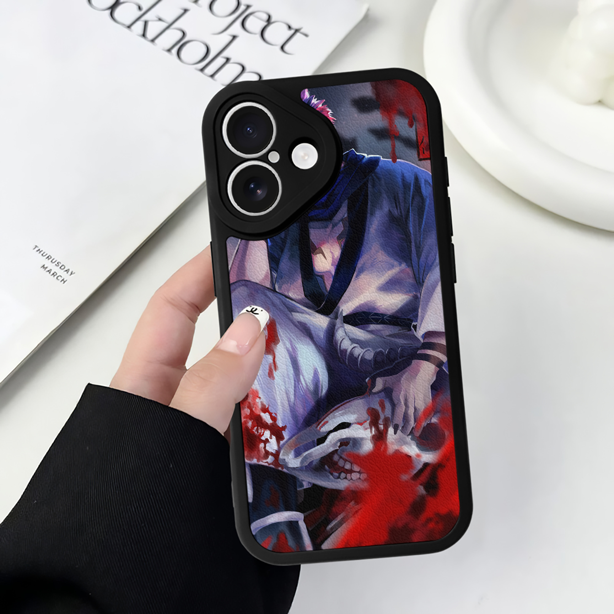 （画像用） 呪術廻戦 Jujutsu Kaisen 【iPhone 16シリーズ対応】シリコンスマホケース（レザー調） 材質：シリコン